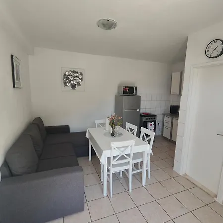 Apartment Matic Duboka Buitenkant foto